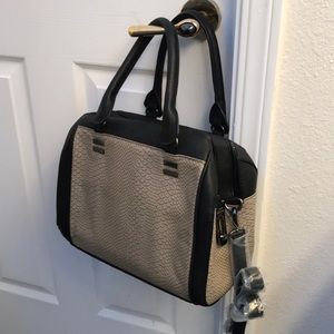 Steve Madden Purse!!! Never been used!